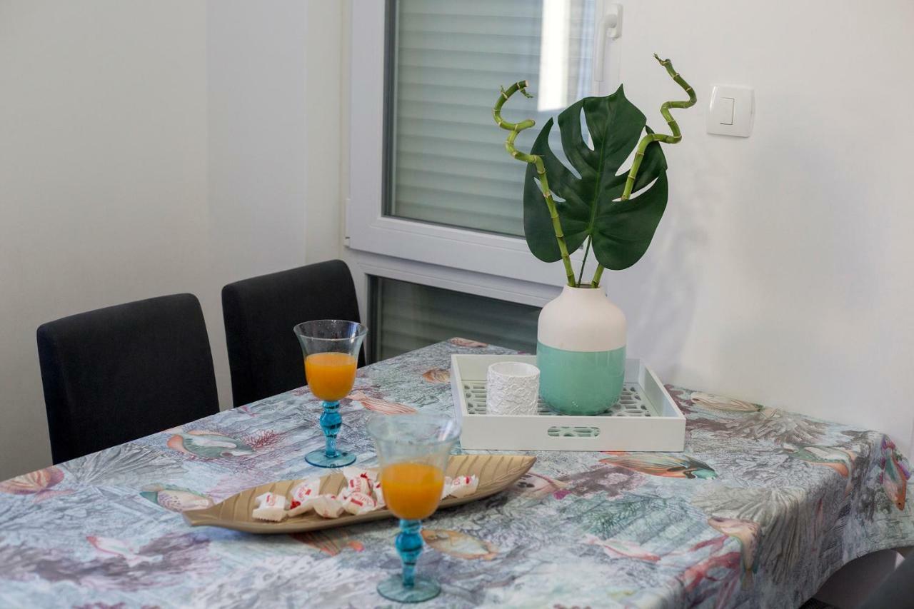 Apartment Tina Сплит Екстериор снимка