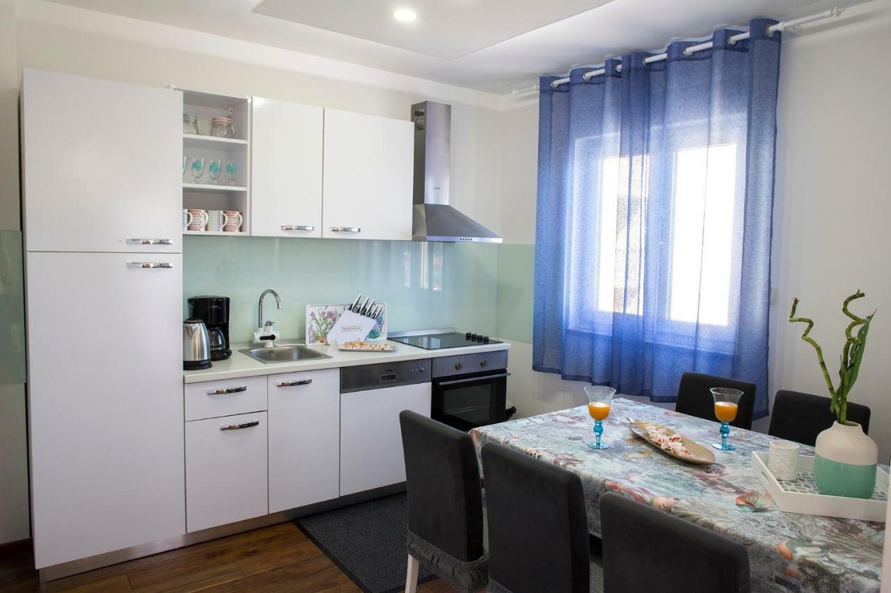 Apartment Tina Сплит Екстериор снимка